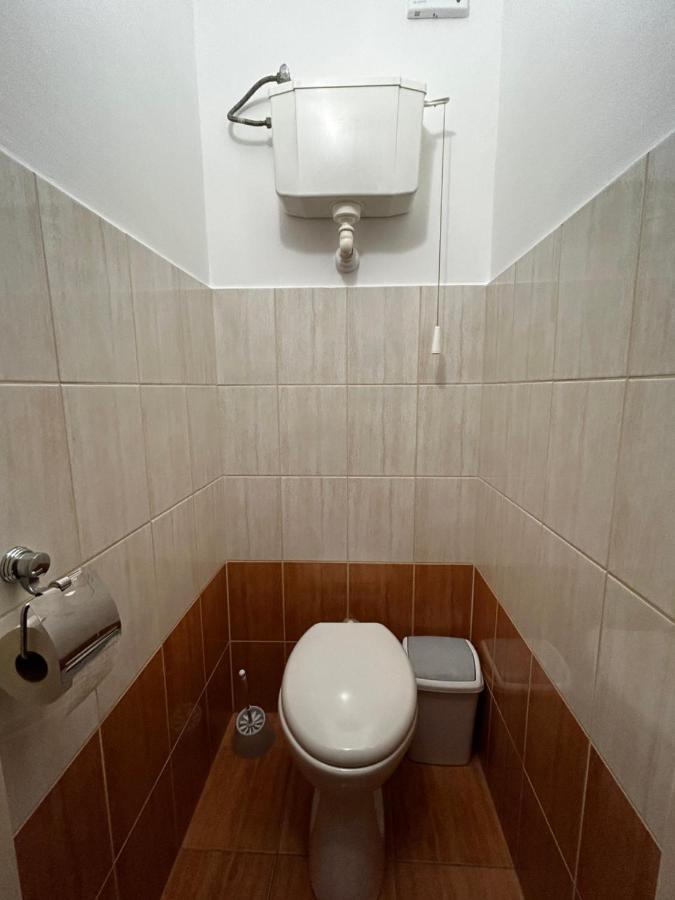 Ferienwohnung Backstage Győr Exterior foto